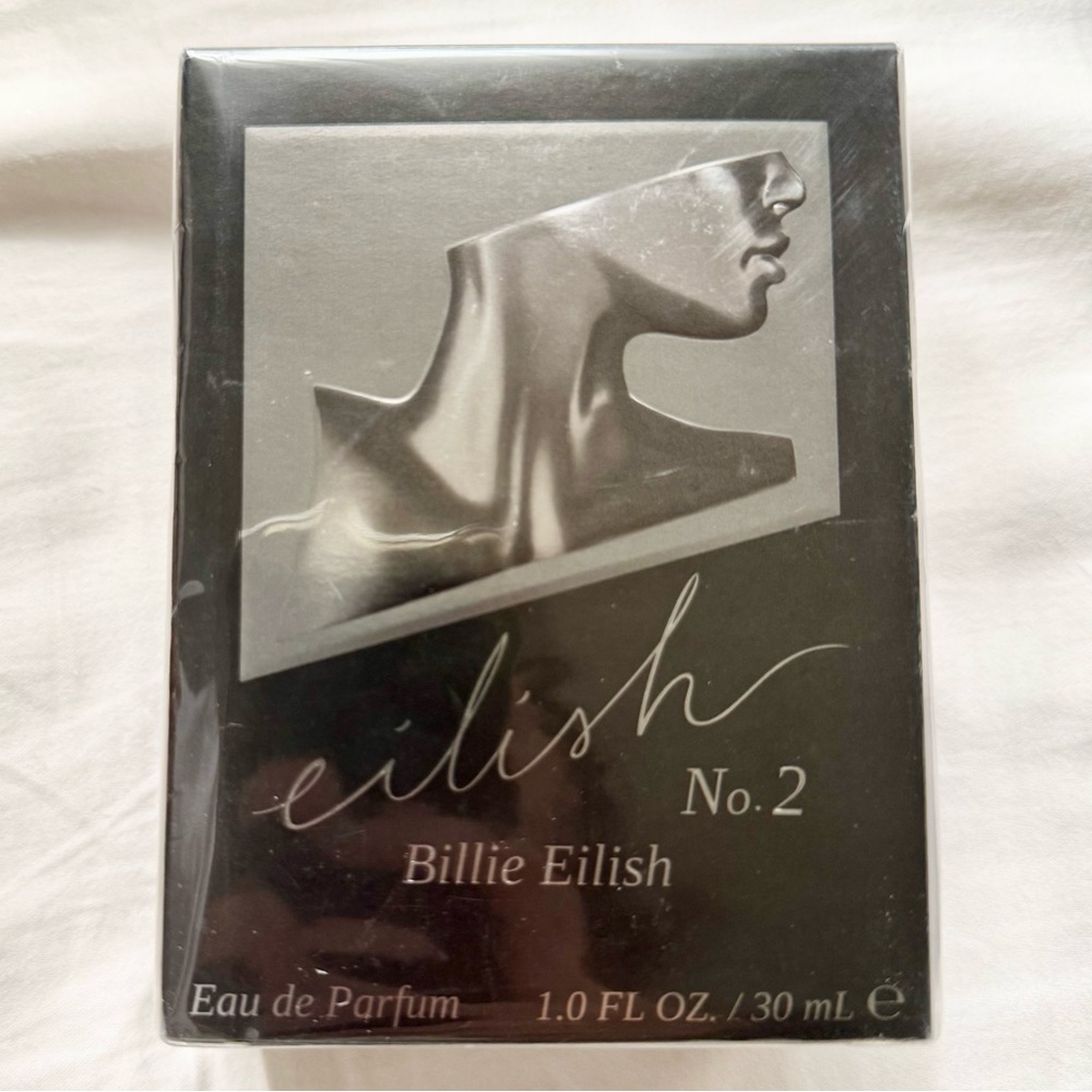 New Billie Eilish Eilish No.2 Eau De Parfum Unisex Perfume Woody Floral Musk 1.0 - Picture 2 of 6
